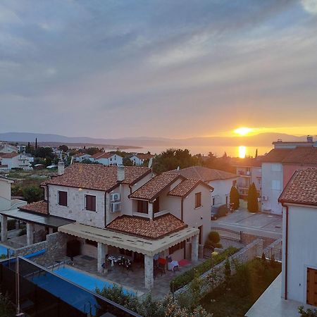 Penthouse Rosa Malinska Exterior foto